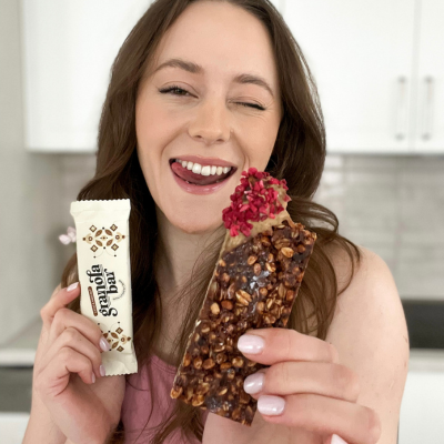 granola bar snack and breakfast