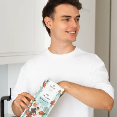 pecan granola snack